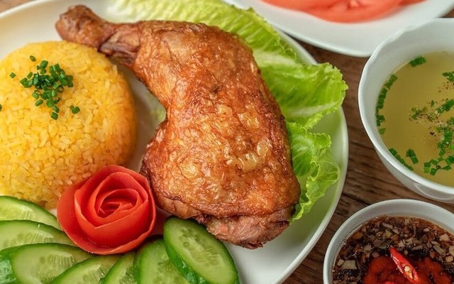 Cơm Gà Tú Hói - KĐT Văn Quán