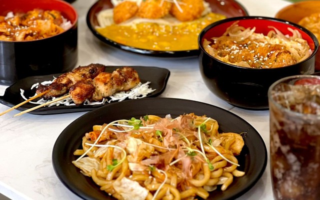 Donburi - Cơm Nhật & Mì Udon - Hoàng Văn Thụ