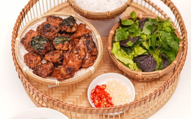 Bún Chả Hoa Mây - Bún Chả Truyền Thống