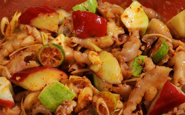 Chân Gà Sốt Thái & Trà RSFOOD - Miếu Bình Đông