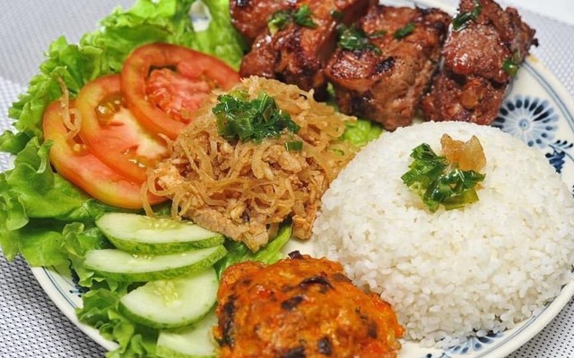 Cơm KhunMea - Cơm Chiên Hải Sản, Cơm Má Heo & Combo Cơm Trưa Văn Phòng
