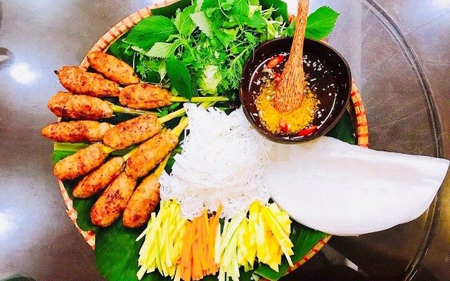 Quán 78 - Nem Nướng Nha Trang Cuốn Bánh Tráng - Cách Mạng Tháng 8