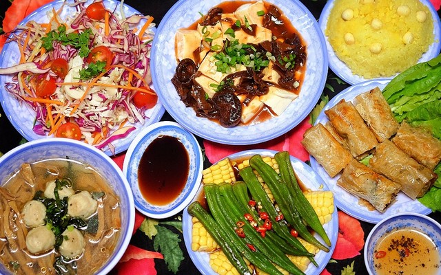 Ẩm Thực Chay Nhân Duyên - Phạm Huy Thông