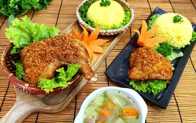 Quán Minh - Cơm Chiên & Mì Xào - Đường 11A