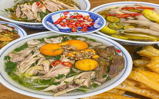 Quán Gà Hấp Lá Chanh - Hoa Quả Tươi Theo Mùa & Nước Ép Trái Cây