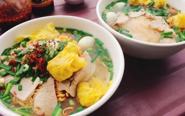 Mì Hoành Thánh & Sủi Cảo 236 Mì Gia - Nguyễn Văn Công