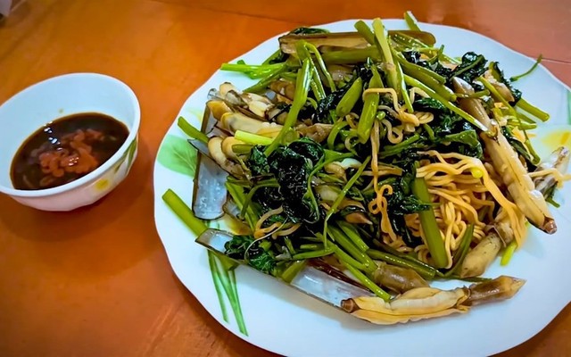 Ăn Vặt Mẹ Thư - Dương Quảng Hàm