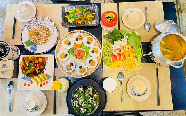 Nhà Hàng Chay Tĩnh - Tĩnh Garden - Phan Bội Châu