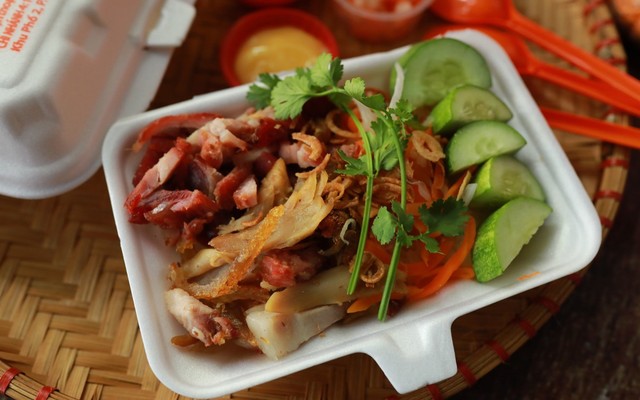 PaMi - Bánh Mì & Xôi - 1602 Nguyễn Ái Quốc