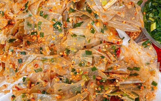 Ăn Vặt Beo Nhí - Bánh Tráng Tỏi Ớt & Chân Gà Sốt Thái - Kênh Nước Đen