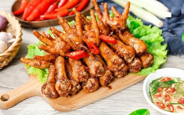 Nướng Muối - Chân Gà Nướng, Cánh Gà Nướng & Hàu Nướng