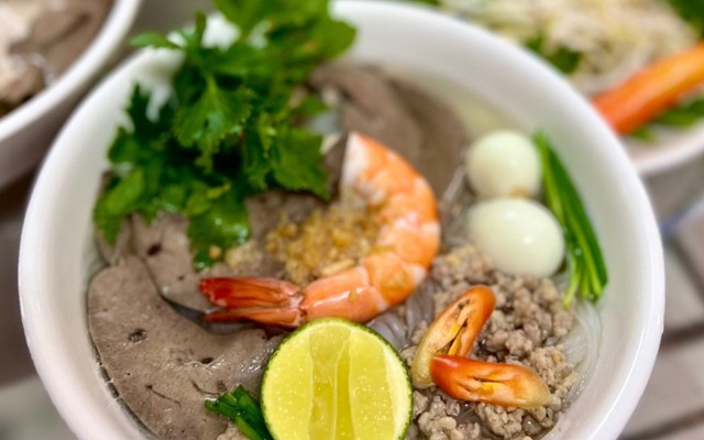 Hủ Tíu Phát - 26 Nguyễn Đình Hoàn