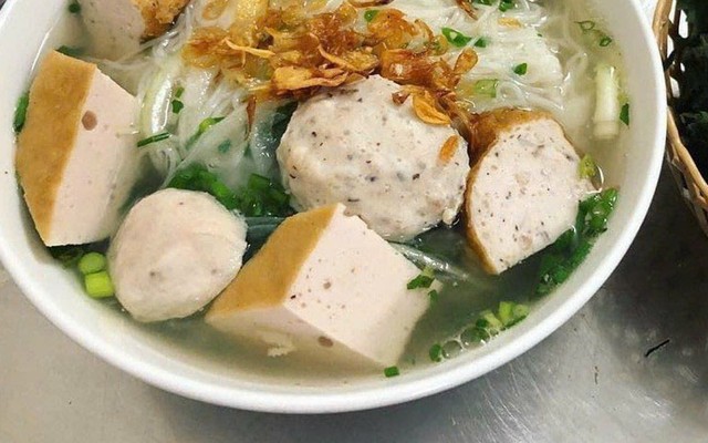 Bún Mọc, Bánh Ướt & Giò Chả Thu Thuỷ - Hàn Thuyên