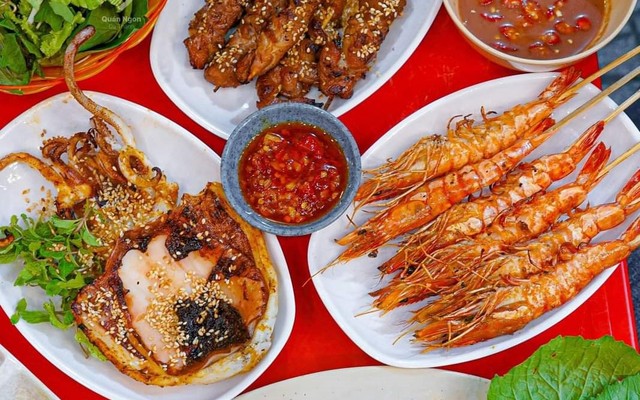 Xóm Nướng - Lê Đình Lý