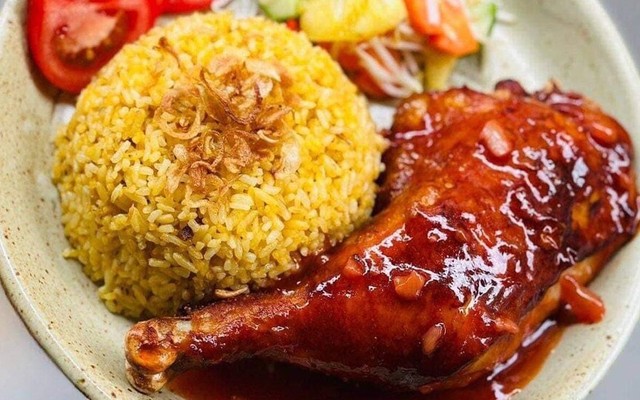 Bà Ba Quán - Cơm Gà Xíu - Nguyễn Khắc Nhu