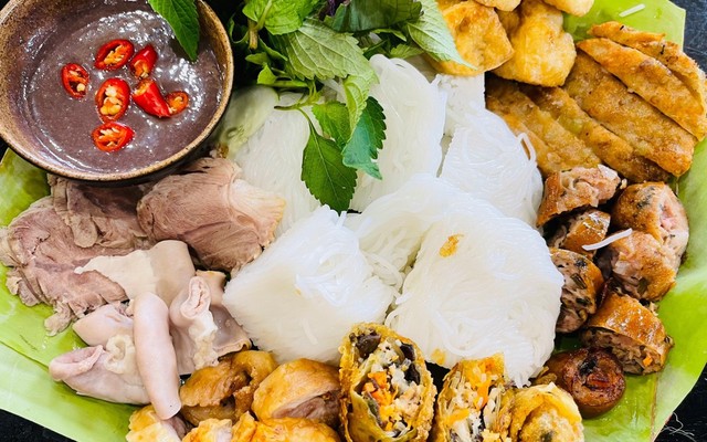 Bún Đậu Mẹt & Bún Chả Ai Gia - CC 42 Tôn Thất Thiệp
