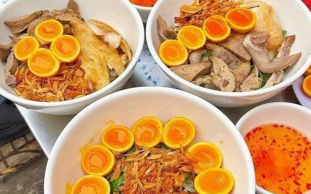 Chợt Nhớ - Bánh Ướt Lòng Gà Đà Lạt - 33 Nguyễn Gia Trí