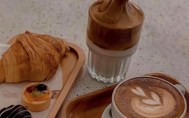 Cả Nhà Mình - Trà Sữa Olong, Cà Phê Kem Muối & Bánh Ngọt - Xô Viết Nghệ Tĩnh