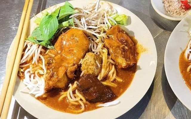 Bánh Tầm Cay Cà Mau A Phát - Hoàng Hoa Thám