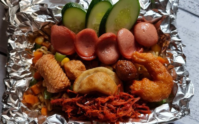 Tiệm Mỳ Con Heo - Mỳ Trộn & Mì Xào Siêu Nhân - Đình Đại