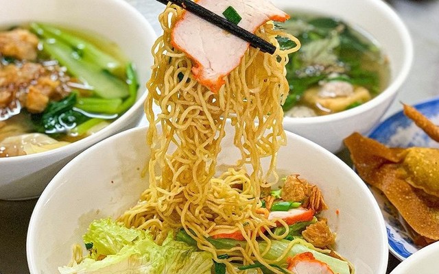 Hủ Tiếu Mì Phong Vân Chợ Bình Long - Đường Số 3