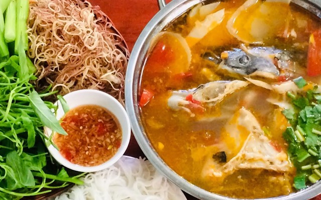 Lẩu Cá 584 - Phan Văn Trị