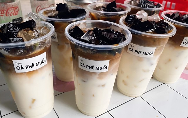 Tiệm Cà Phê 32 - Tân Hạnh
