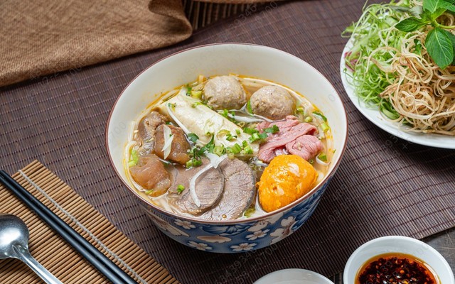 Bún Bò Huế Kim Ngân - Phạm Đình Hổ