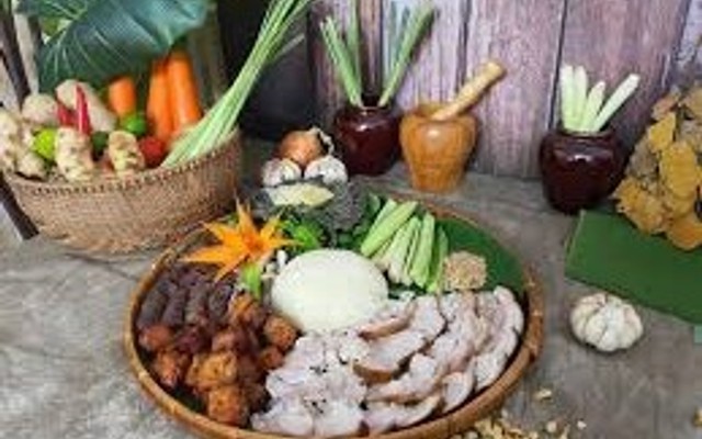 Miến Ngan - Heo Quay & Đồ Nướng - Hiếu Tuyền