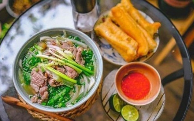 Phở Giao Cù - Lê Quang Đạo