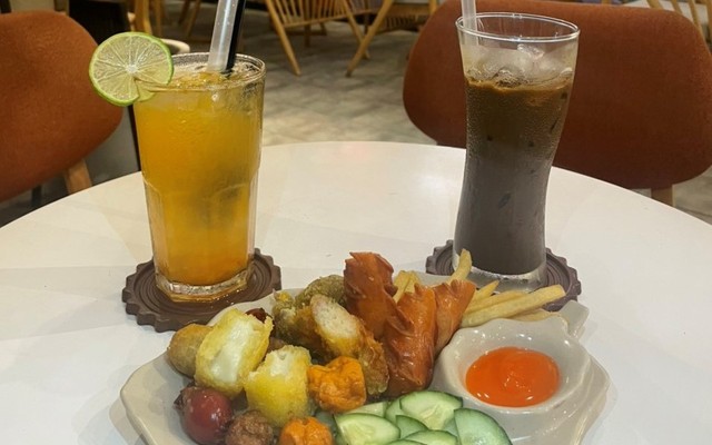 Dream and Truth - Coffee & Tea - Lý Thái Tông