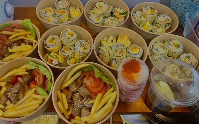 Tiệm 160 Chín - Cơm Trộn, Mì Trộn & Bò Lúc Lắc