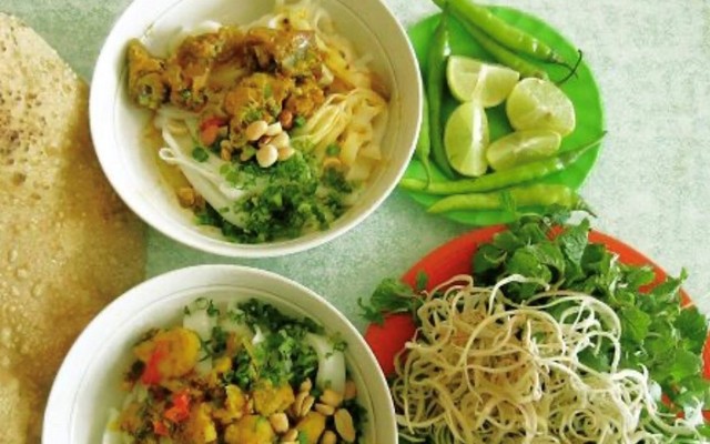 Mì Quảng Gà - Bình Bến Bờ