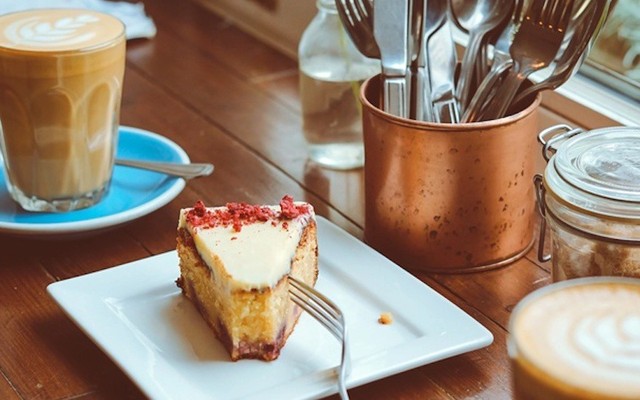 Chạm Bánh Và Nước - Bánh Lạnh, Cafe & Trà