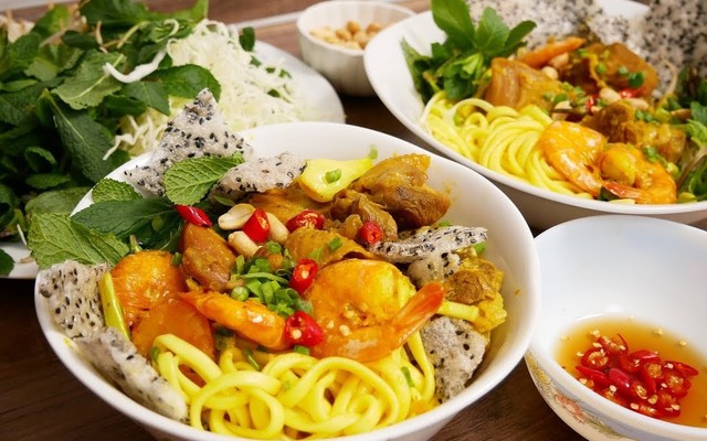 Mì Quảng Trộn - Bún Thịt Nướng Cô Qui