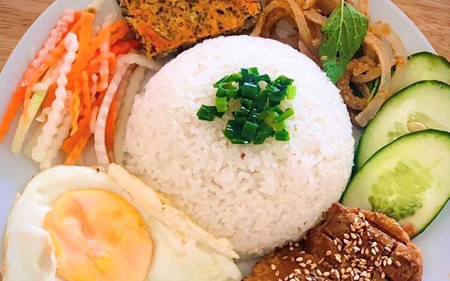 Cơm Tấm 96 - Cơm Sườn Bì Chả - Đường D1