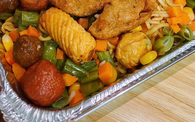 Phượng Food - Mì Trộn Indomie & Chả Cá Hải Sản Hạ Long