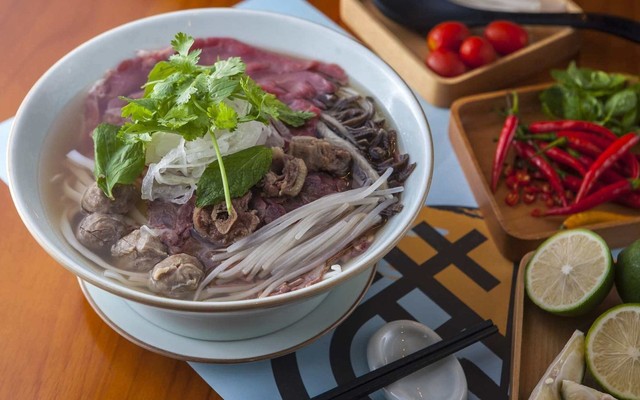 Phở Phố Cổ Hà Nội - Phan Văn Hớn