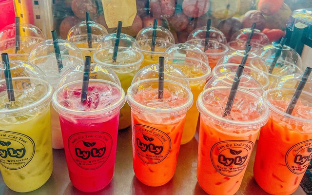 Nước Ép Trái Cây Ly Ly - Phạm Văn Đồng