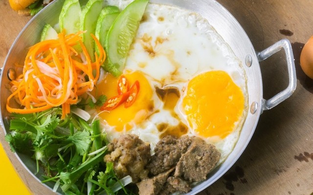 Bánh Mì Nhà Làm 1968 - Lạc Long Quân