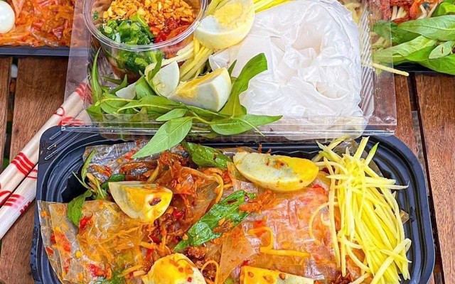 Bánh Tráng Nhà Điêu - Phan Trung