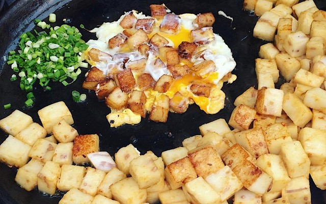 Ngọc Quý - Bột Chiên Tóp Mỡ, Nui & Mì Xào - Đường Số 10