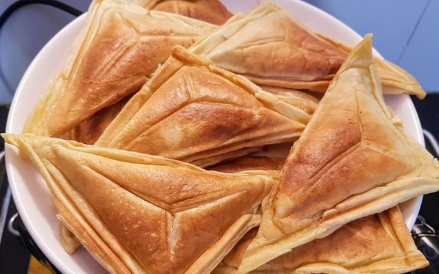 TOKI FOOD - Bánh Gà & HotDog - Vinhome Grand Park