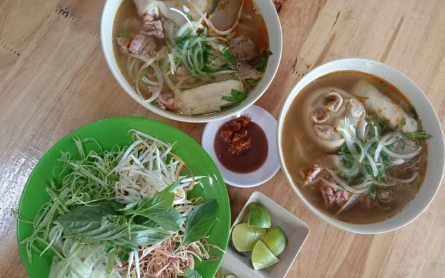 Bún Bò Huế Út Nem - Đồng Khởi