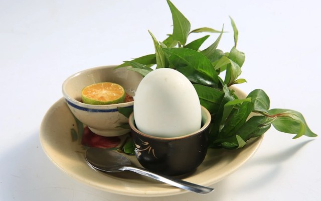 Khô Mực, Bắp Xào & Trứng Vịt Lộn - Lệ Quyên