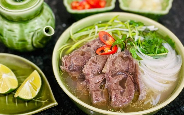 Phở Bát Đá 68 - Đình Phong Phú