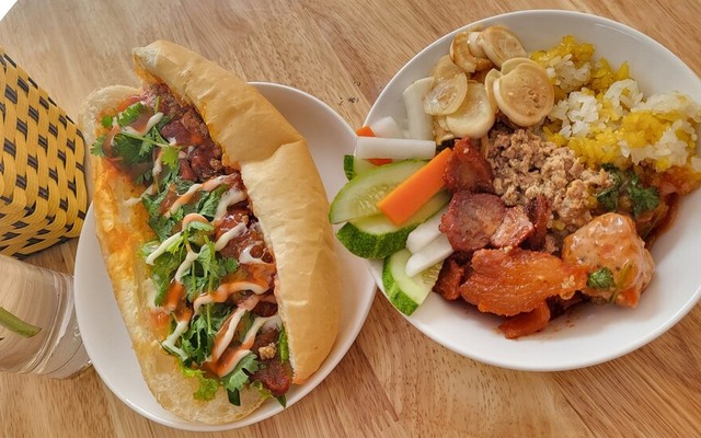 Xôi Tây Bắc, Bánh Mì & Trà Chanh - Bếp Cô Nguyệt
