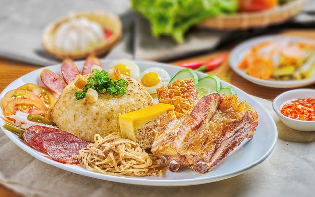 Cơm Tấm 32 - Cơm Tấm Sườn Que - Huỳnh Mẫn Đạt