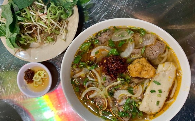 Bún Bò Huế Vỹ Dạ - Nguyễn Trãi