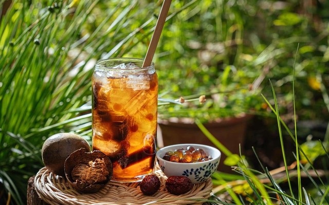 Gà Rán - Trà Bí Đao Hạt Chia - 217 Ông Ích Đường